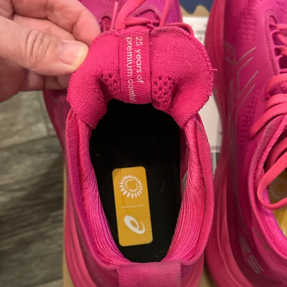 ASICS Women's Gel-Nimbus 25 Running Shoes - Picture 7 of 10